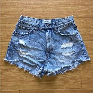 Zara size 2 distressed denim shorts